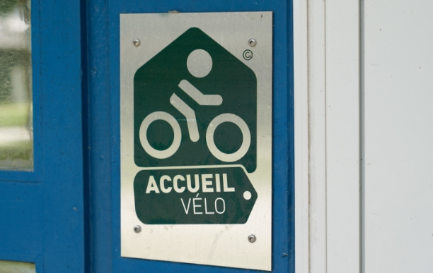 Logo label 
